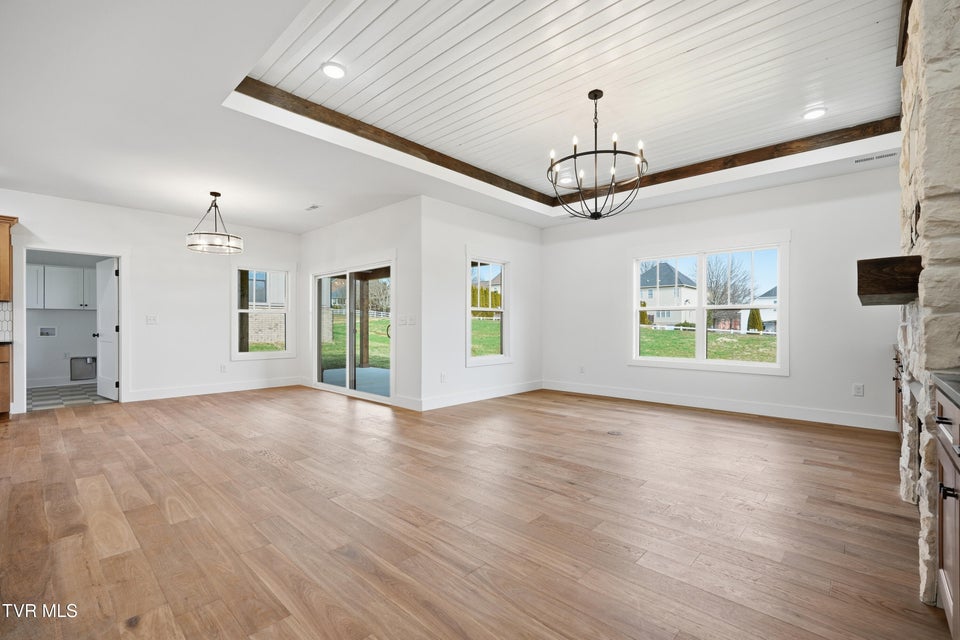 Photo #10: 20 Glaze Farm Way