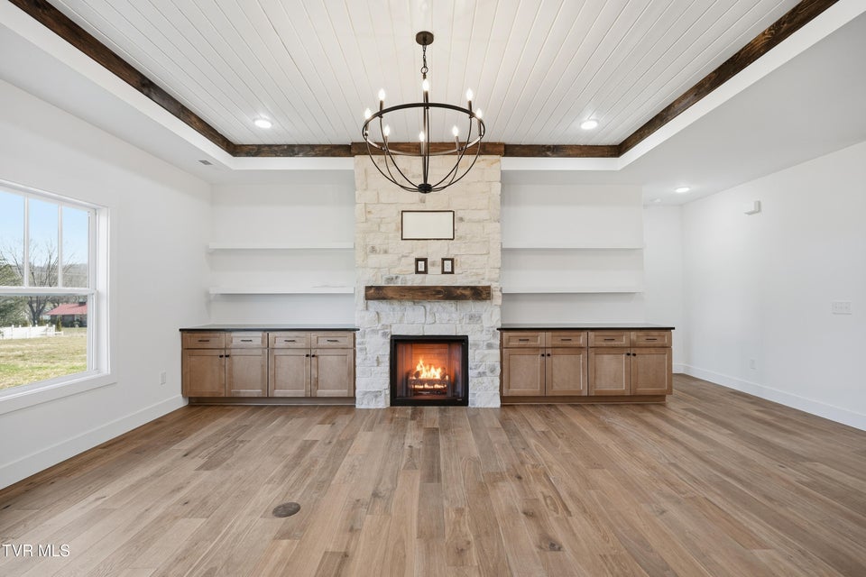 Photo #12: 20 Glaze Farm Way