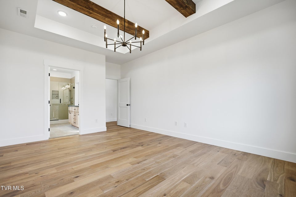 Photo #18: 20 Glaze Farm Way