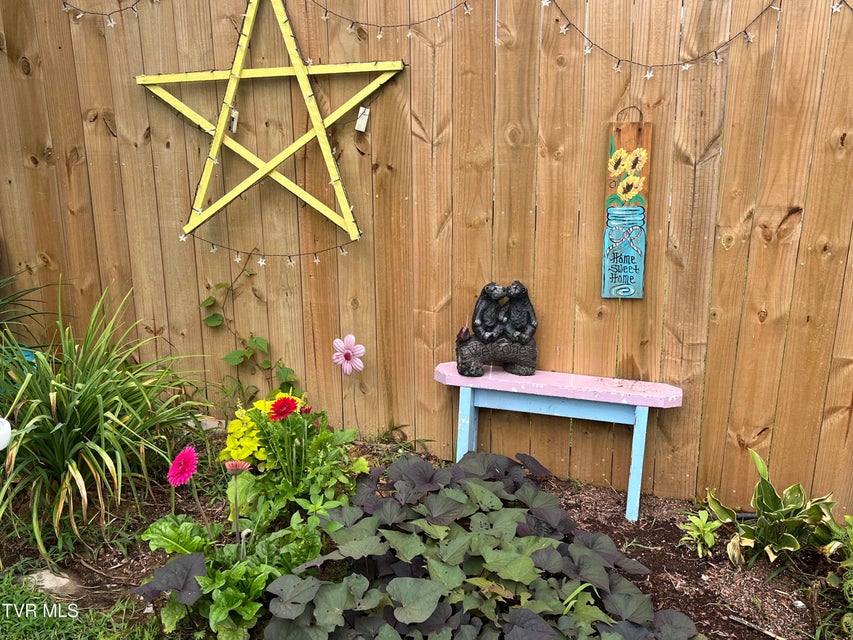 Photo #36: 225 Shaw Road