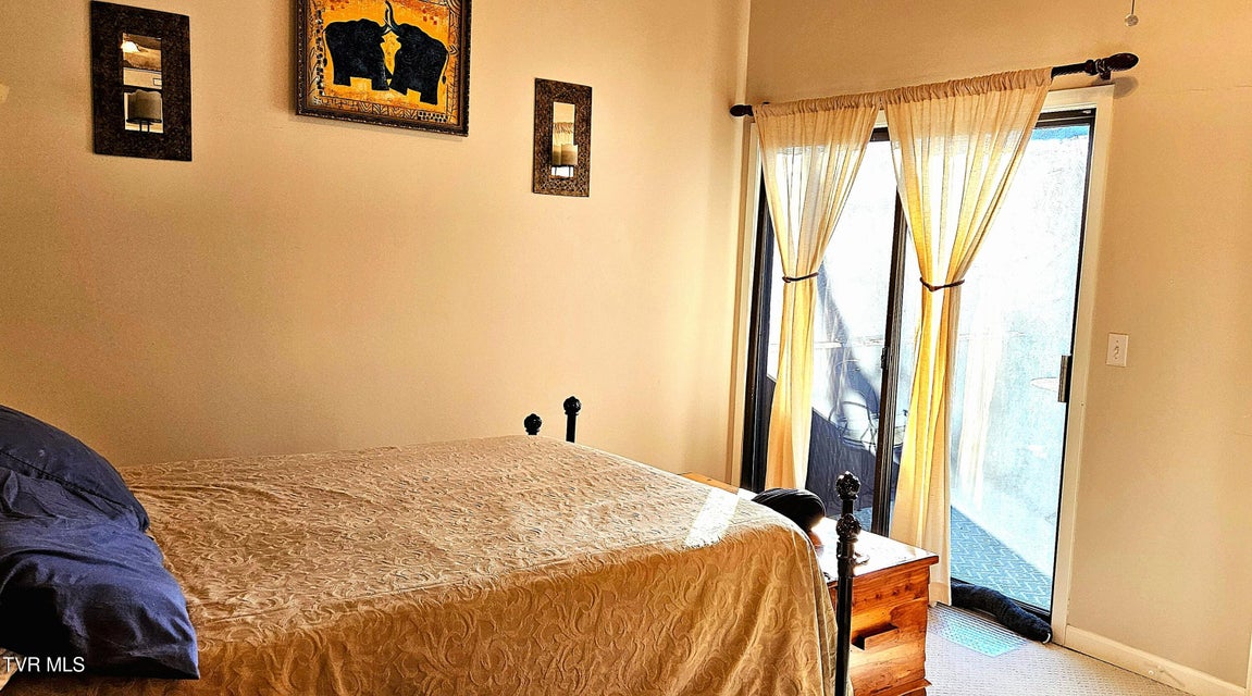 Photo #15: 323 Hickory Bluff