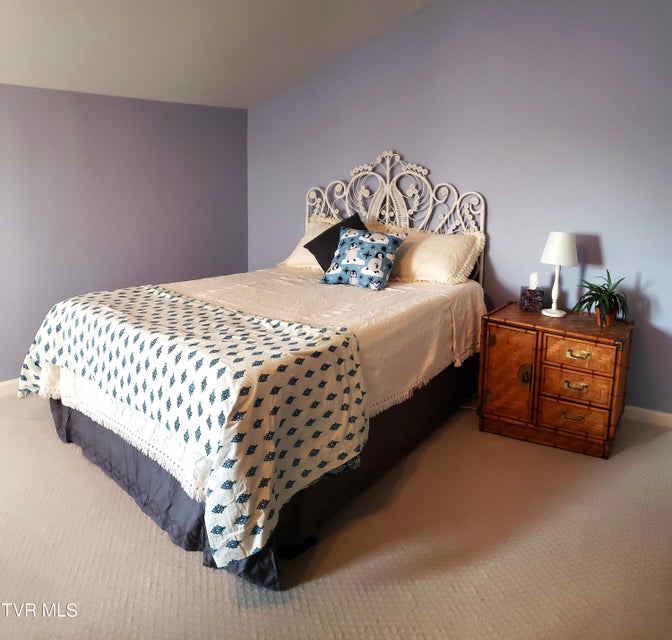 Photo #19: 323 Hickory Bluff