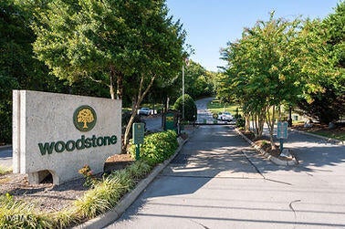 Photo #26: 323 Hickory Bluff