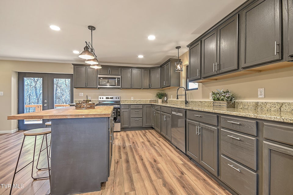 Photo #16: 443 Henson Road