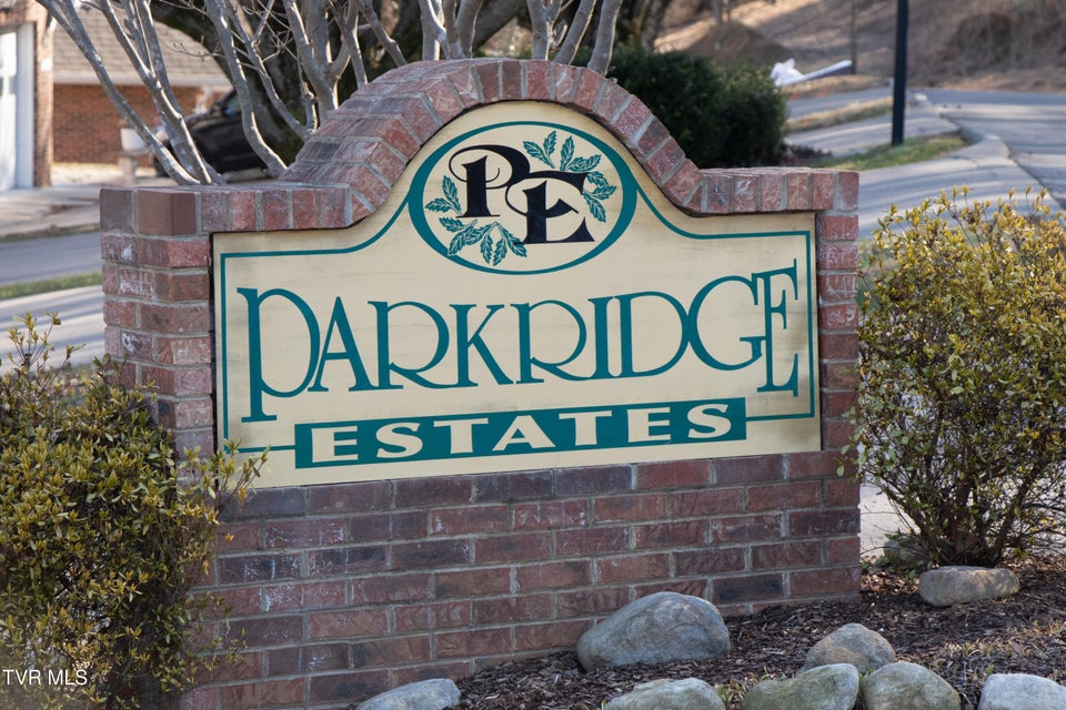 Photo #41: 420 Alexander Avenue