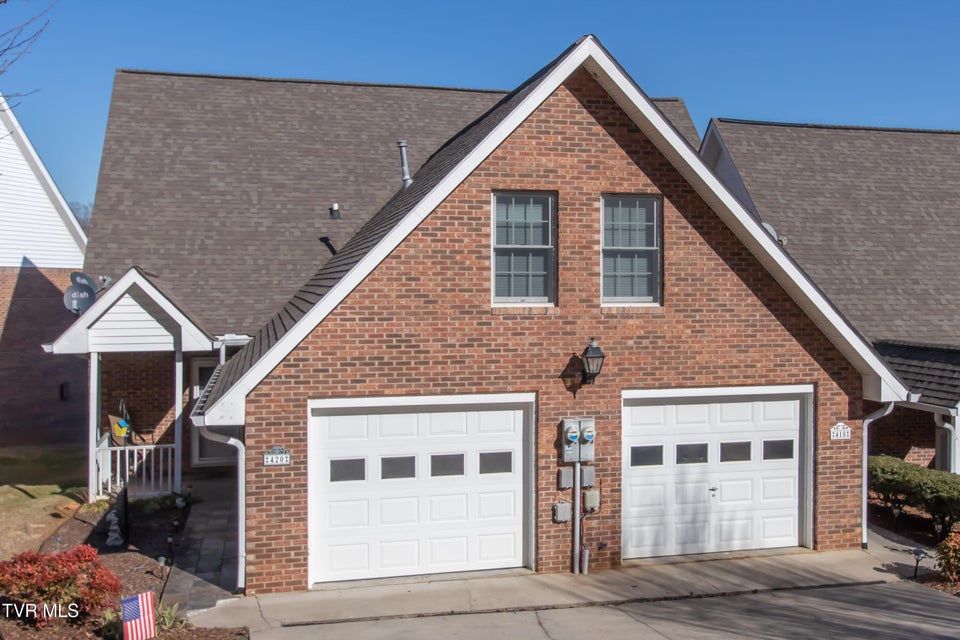 Photo #36: 420 Alexander Avenue