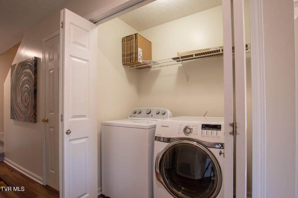 Photo #11: 420 Alexander Avenue