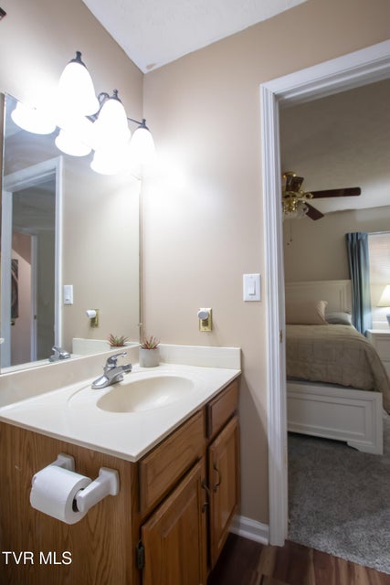 Photo #15: 420 Alexander Avenue