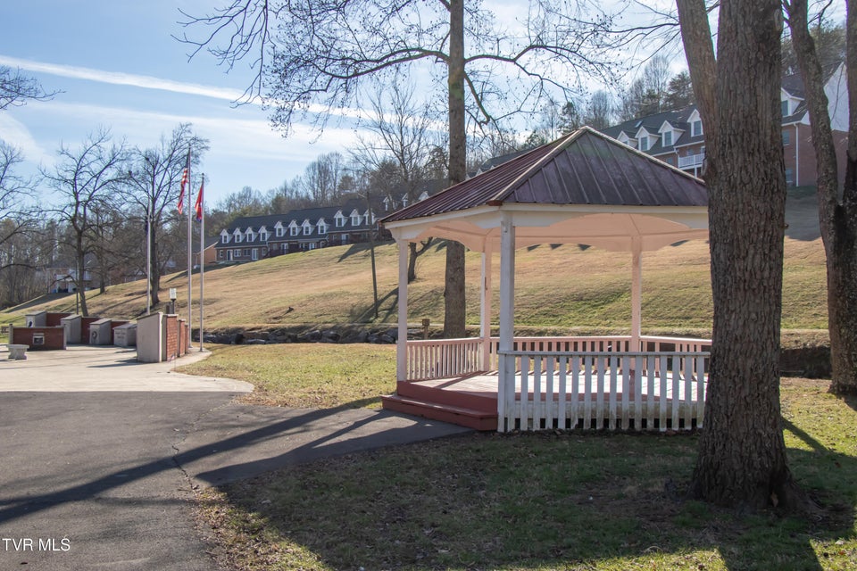 Photo #40: 420 Alexander Avenue