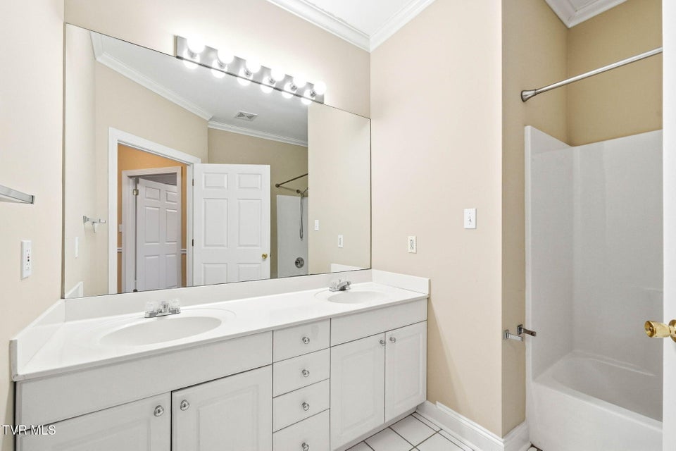 Photo #22: 1812 Boones Creek Road