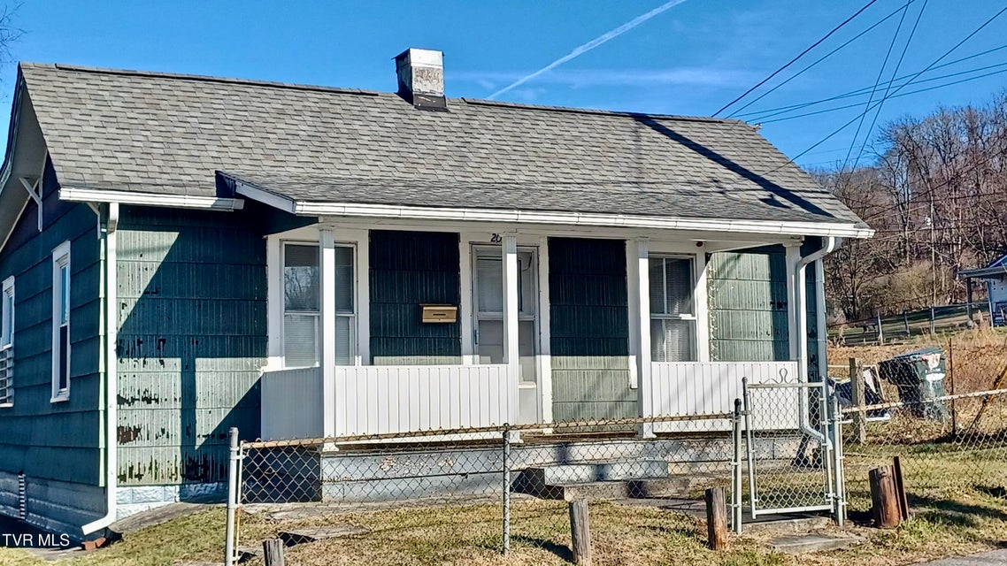 Photo #51: 209 Madison Street