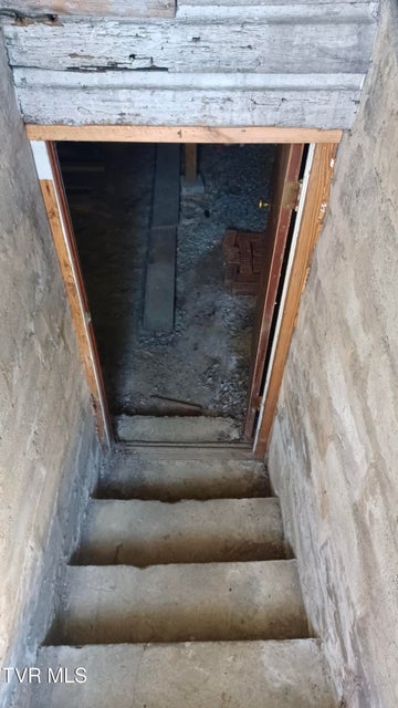 Photo #28: 209 Madison Street