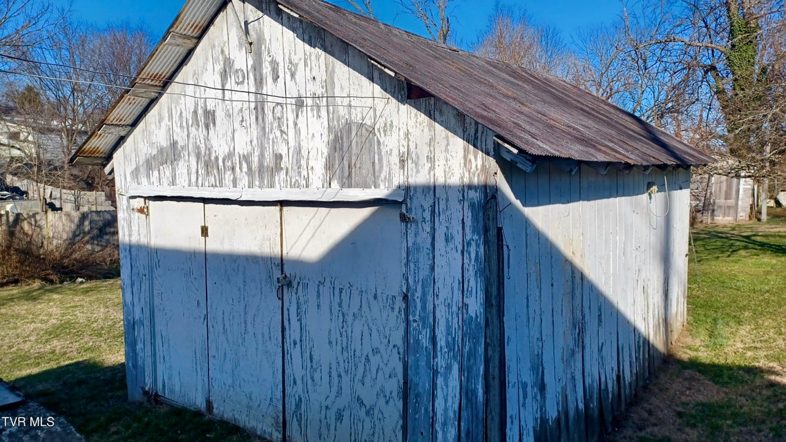 Photo #30: 209 Madison Street