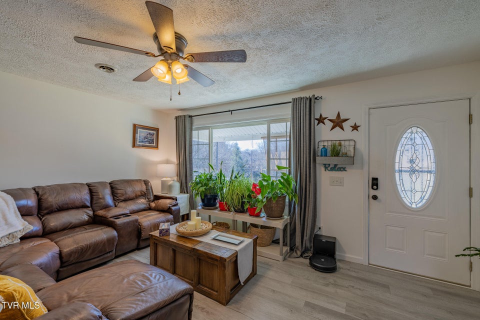 Photo #3: 3216 Brownlow Road