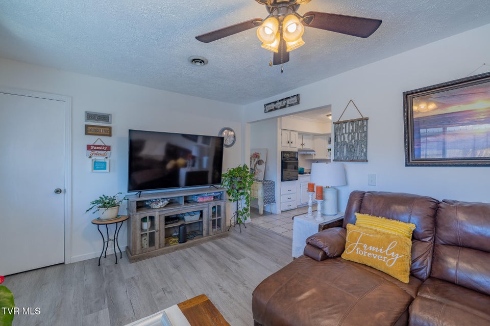 Photo #4: 3216 Brownlow Road