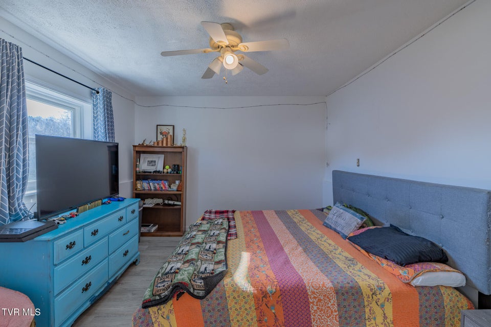 Photo #11: 3216 Brownlow Road