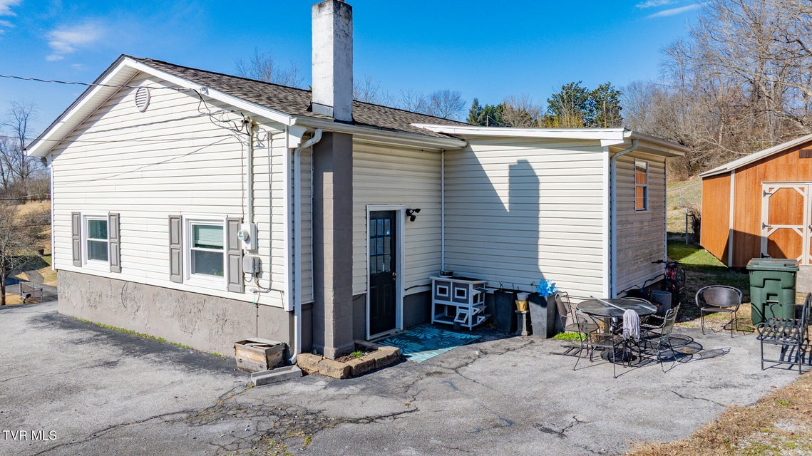 Photo #27: 3216 Brownlow Road