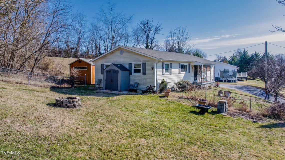 Photo #28: 3216 Brownlow Road