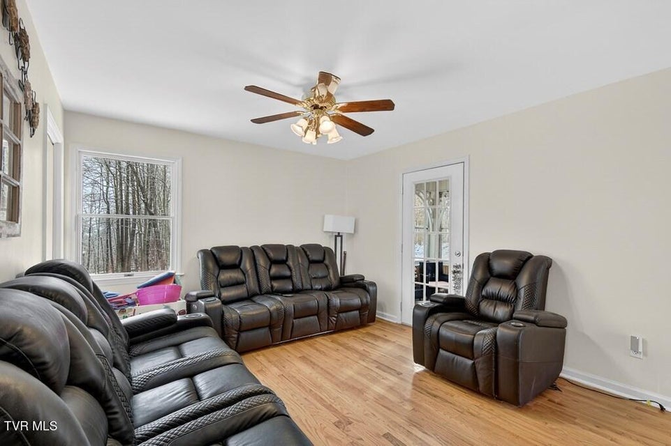 Photo #32: 12034 Waterhouse Lane