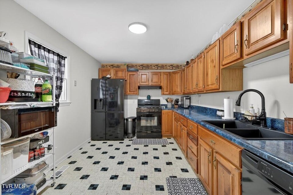 Photo #35: 12034 Waterhouse Lane