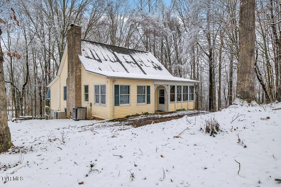 Photo #52: 12034 Waterhouse Lane