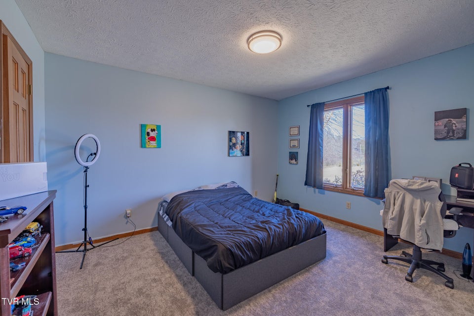 Photo #6: 1331 Bloomingdale Pike