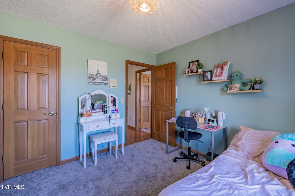 Photo #9: 1331 Bloomingdale Pike