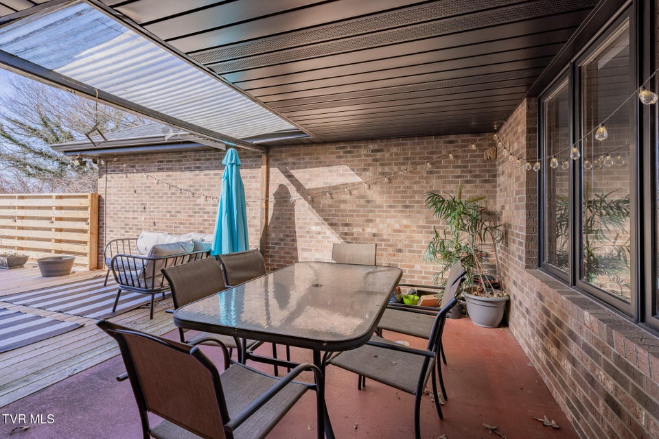 Photo #37: 1331 Bloomingdale Pike