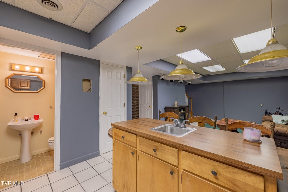 Photo #44: 1331 Bloomingdale Pike