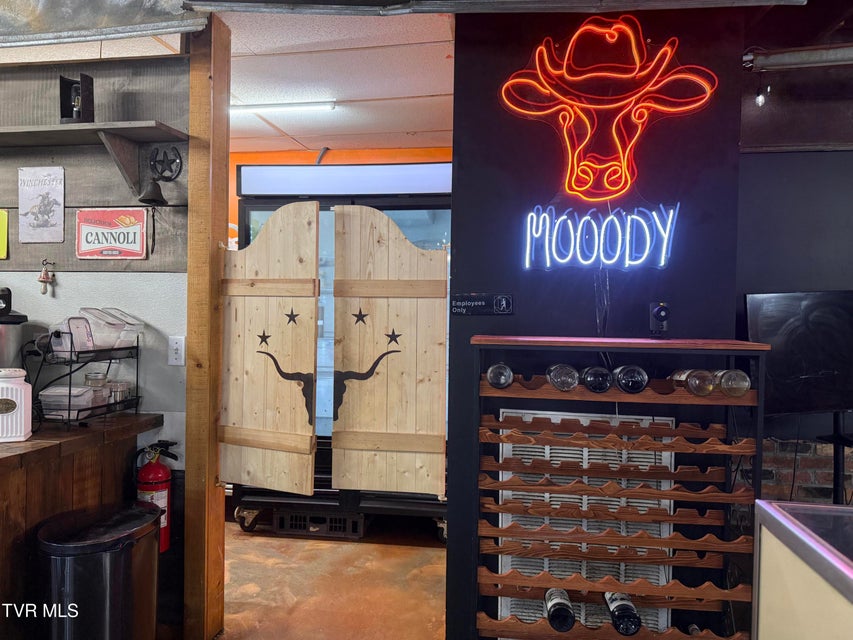 Photo #34: 1097 Main Street