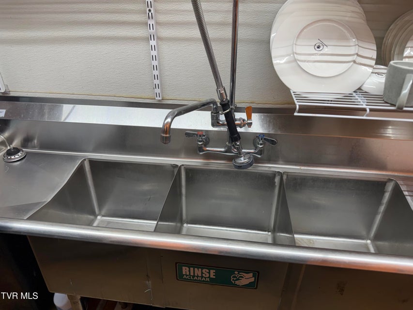 Photo #39: 1097 Main Street