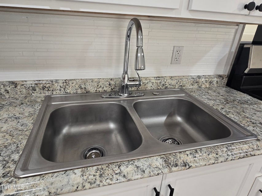 Photo #24: 164 Leaning Tree Drive