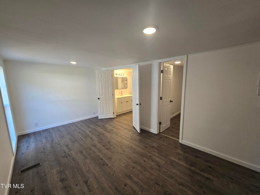 Photo #31: 164 Leaning Tree Drive