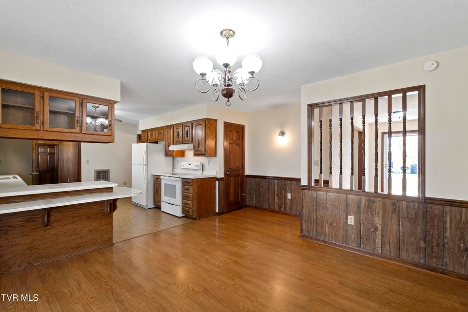 Photo #25: 308 Norton Road