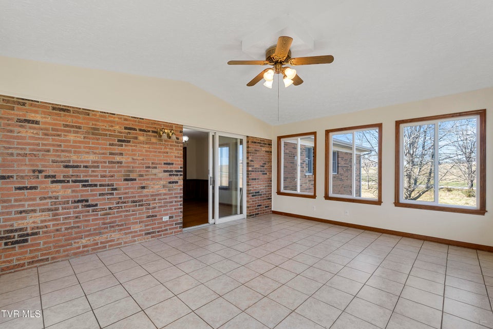 Photo #33: 308 Norton Road