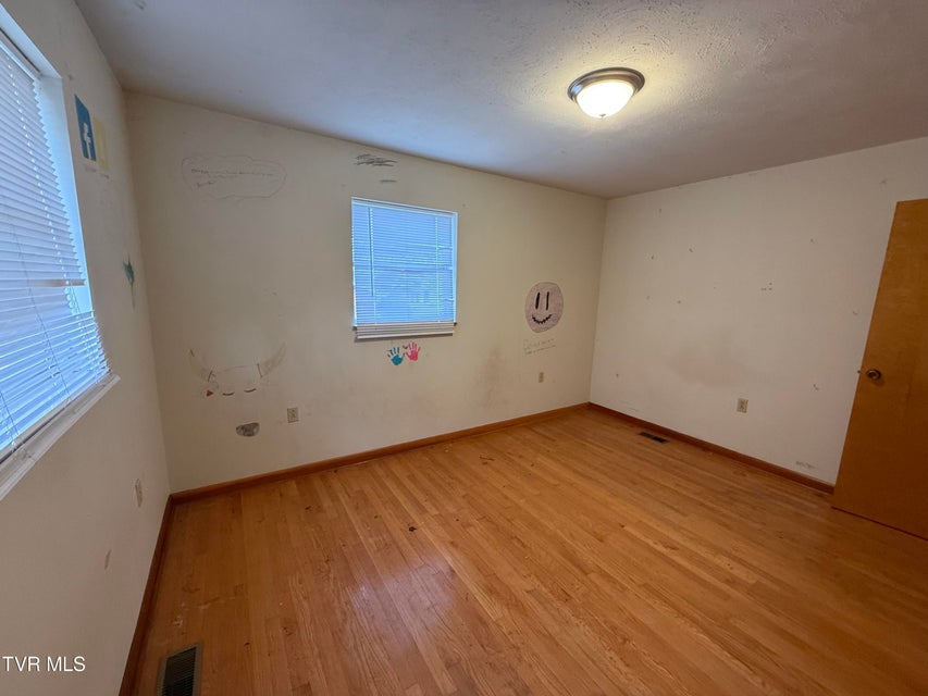 Photo #20: 617 Barton Ridge Road