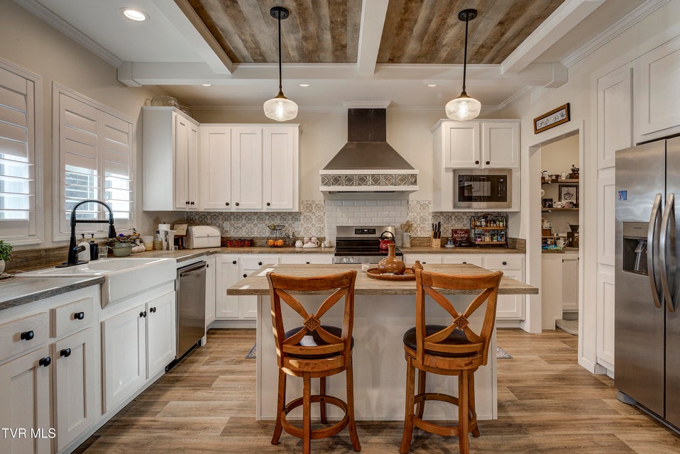 Photo #10: 406 Mathis Road