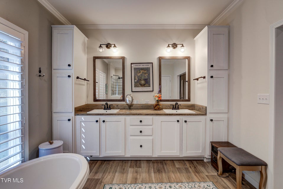 Photo #31: 406 Mathis Road