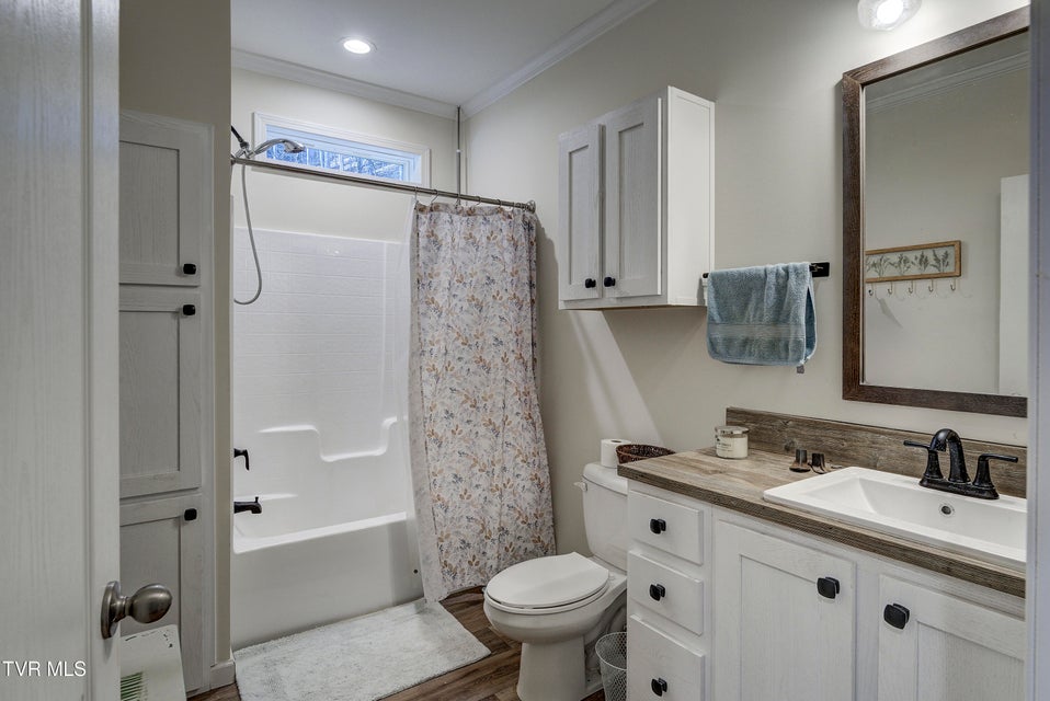 Photo #38: 406 Mathis Road