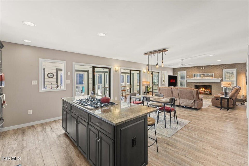 Photo #11: 281 Sugar Hollow Trail