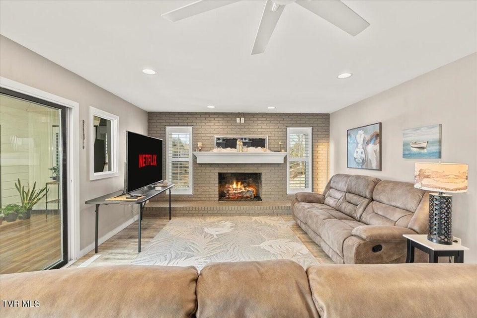 Photo #16: 281 Sugar Hollow Trail