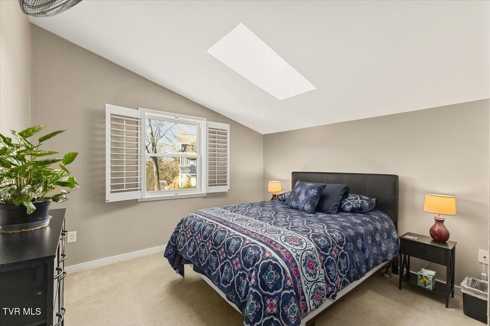 Photo #29: 281 Sugar Hollow Trail