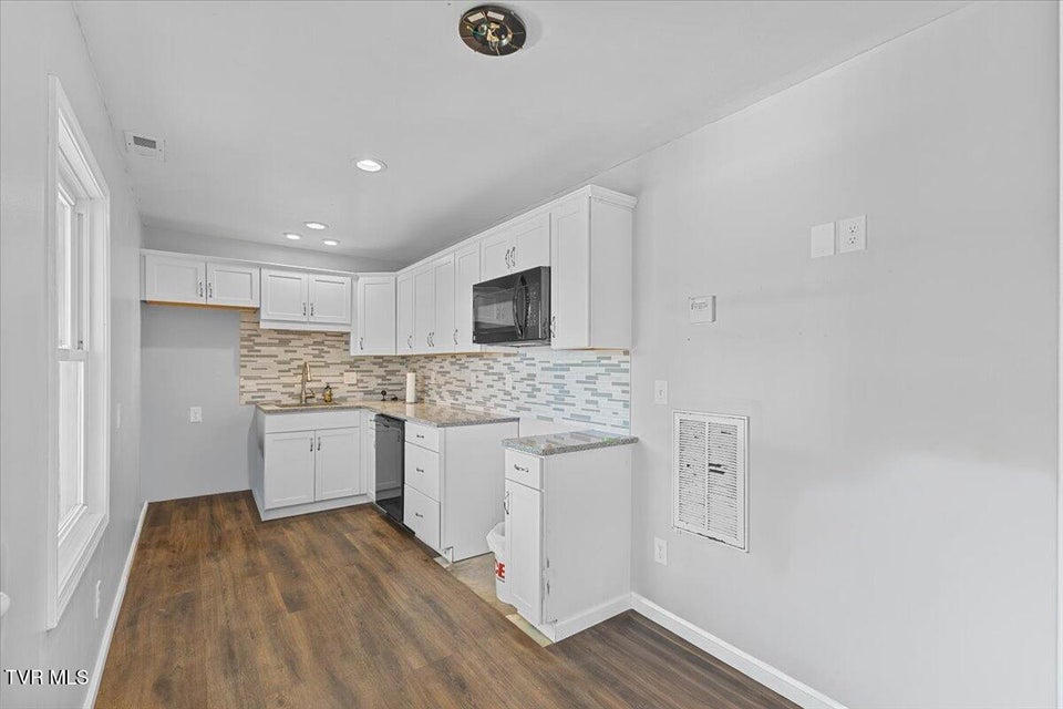 Photo #59: 281 Sugar Hollow Trail