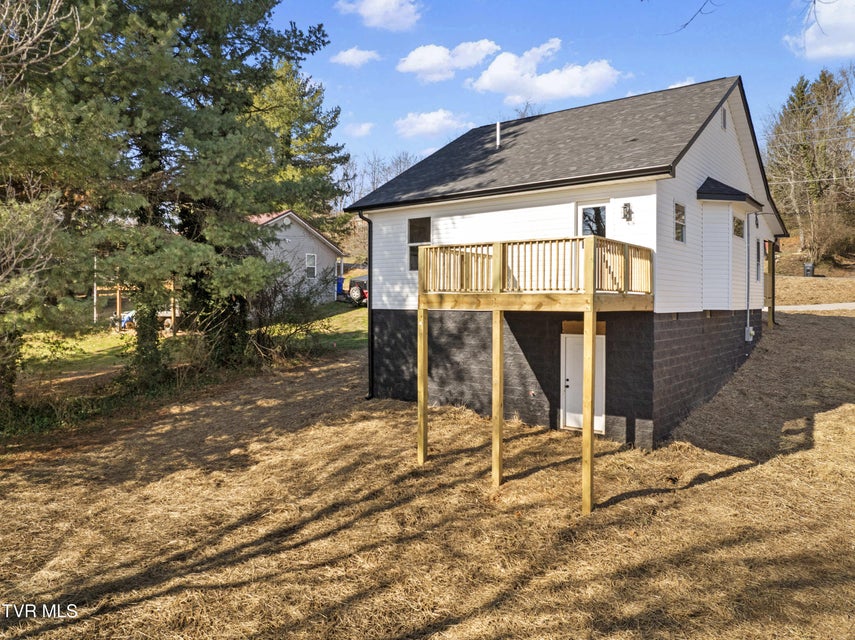 Photo #20: 1021 Ridgecrest Street