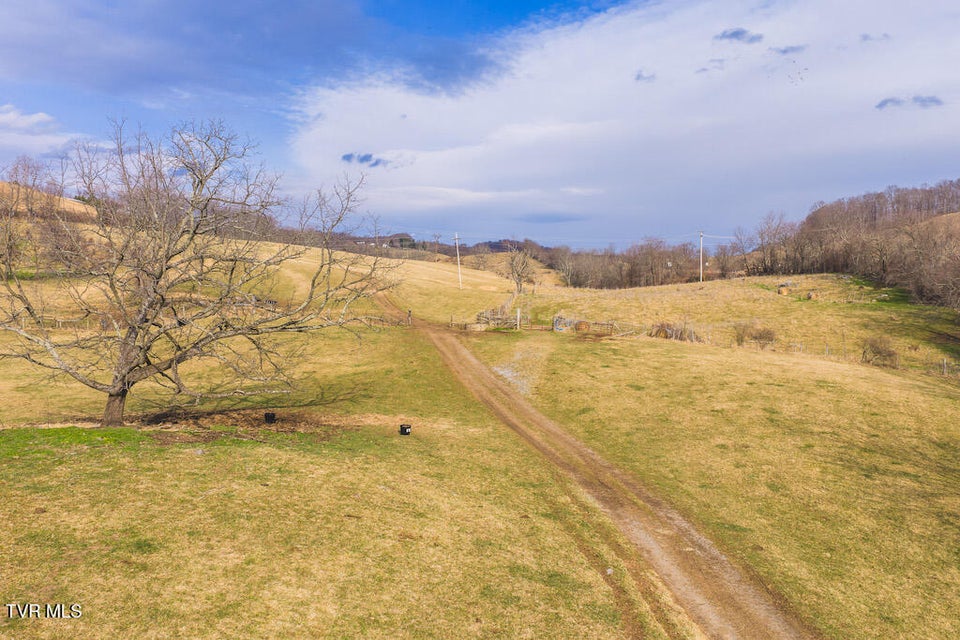 Photo #16: 230 Barnes Lane