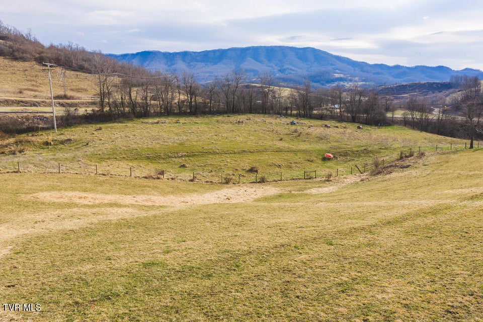 Photo #23: 230 Barnes Lane