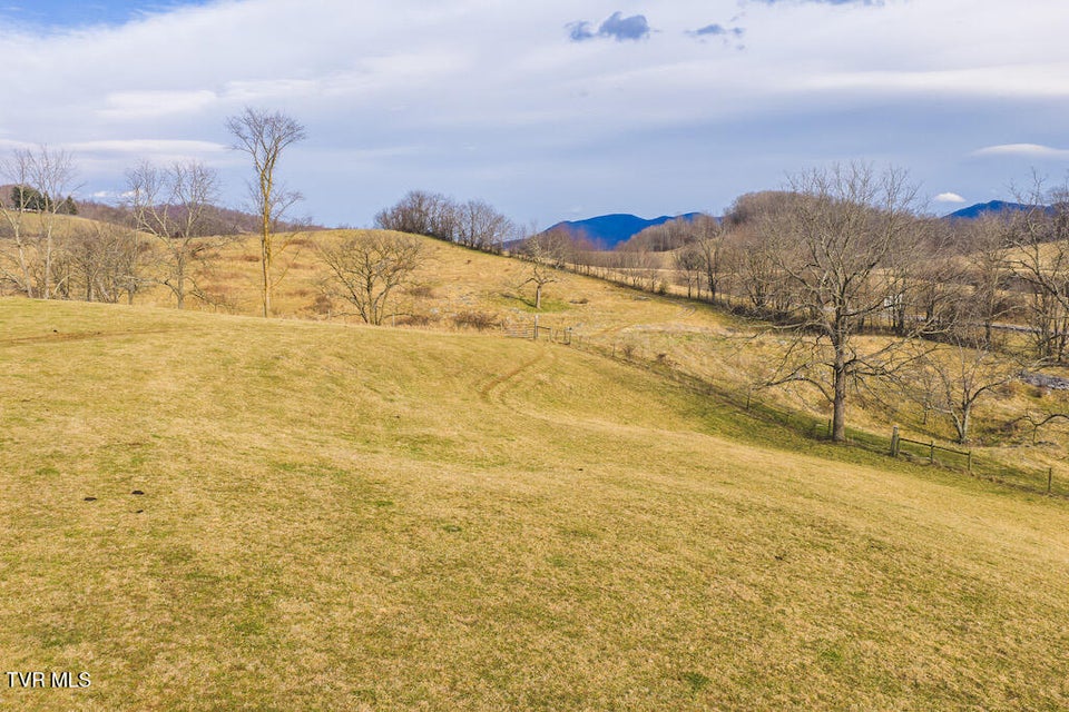 Photo #28: 230 Barnes Lane