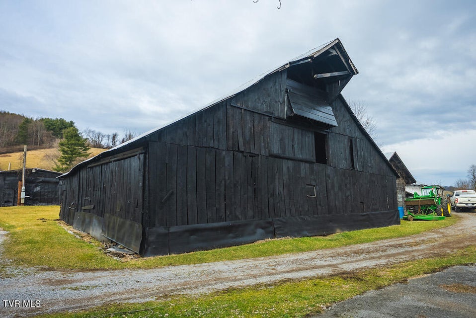 Photo #59: 230 Barnes Lane