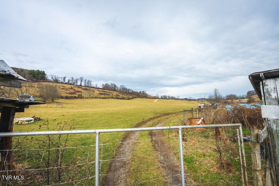 Photo #62: 230 Barnes Lane