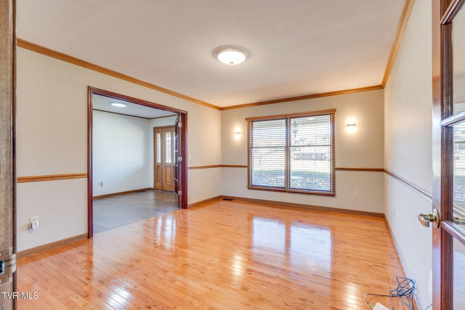 Photo #8: 1137 Old Stage Road